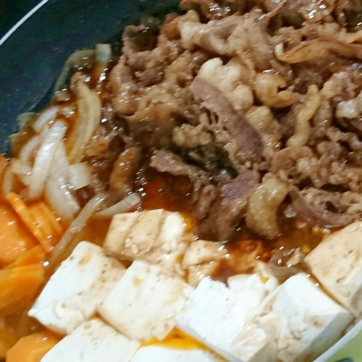 絹ごし豆腐と牛カルビ肉で濃い肉豆腐 レシピ 作り方 By Hideok8 楽天レシピ